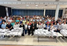 Beneficia Tec Madero a base trabajadora con uniformes institucionales.